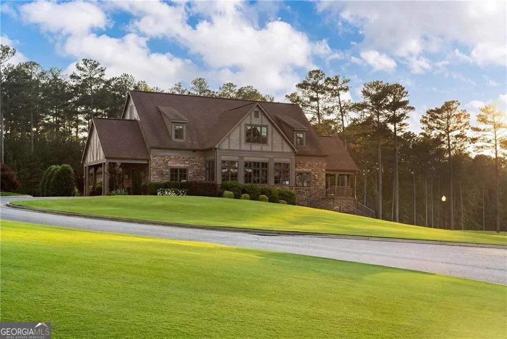 101 Attwater CIR Dawsonville, GA 30534