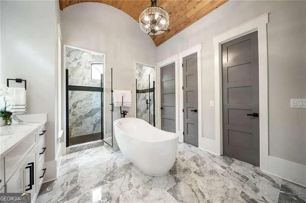 101 Attwater CIR Dawsonville, GA 30534
