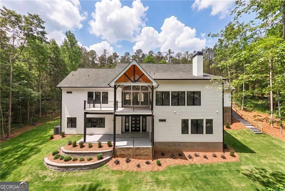 101 Attwater CIR Dawsonville, GA 30534