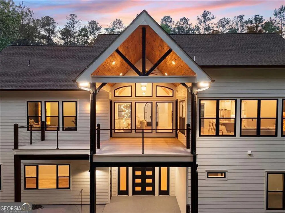 101 Attwater CIR Dawsonville, GA 30534