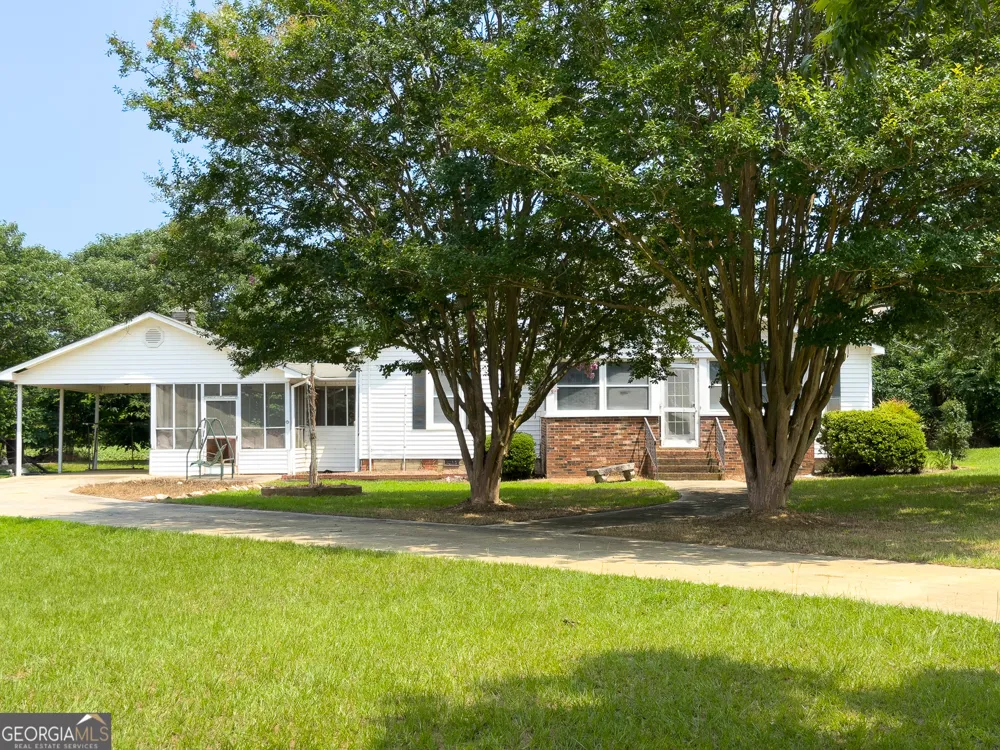 1300 Terry DR Stapleton, GA 30823