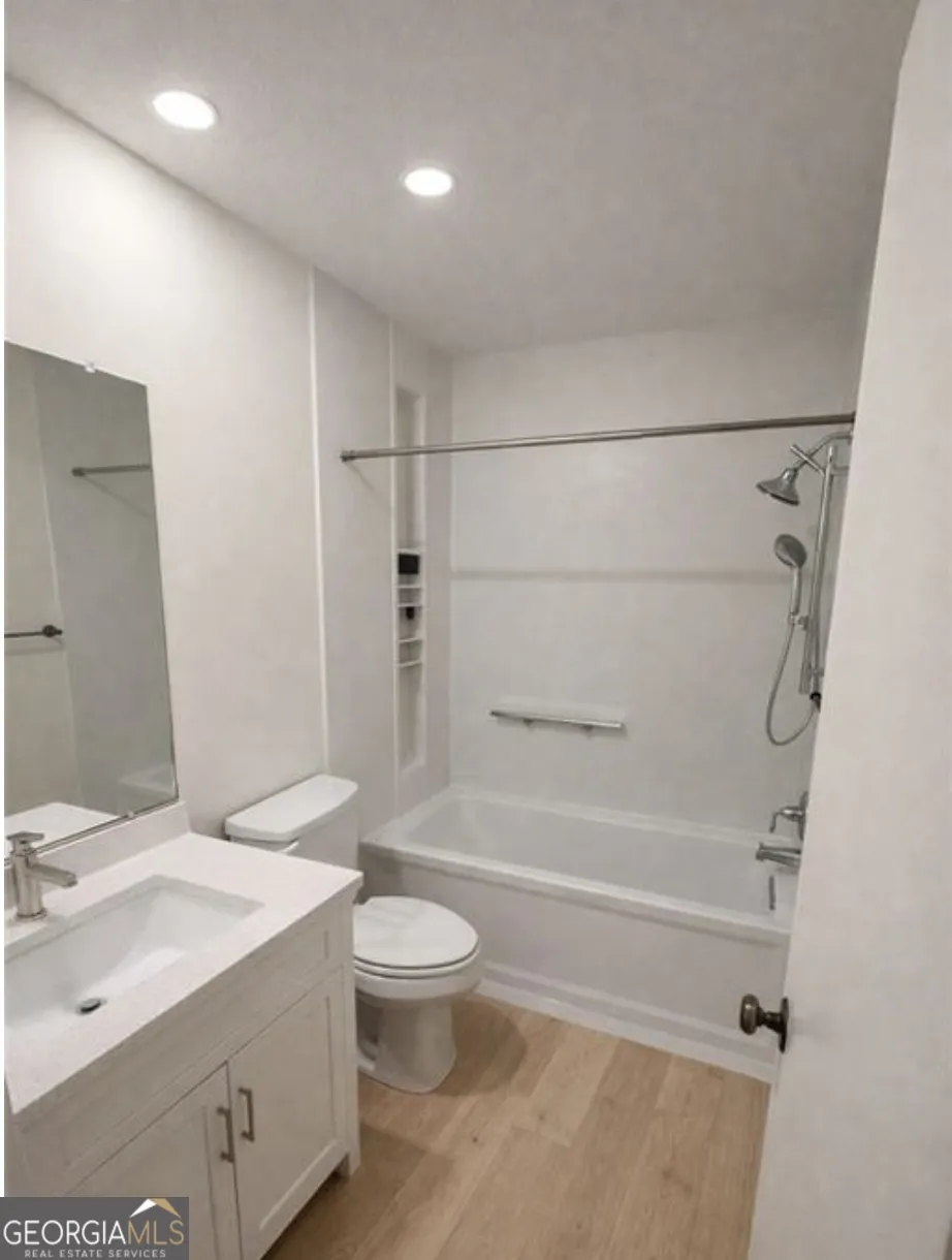 63 Navigator LN Savannah, GA 31410