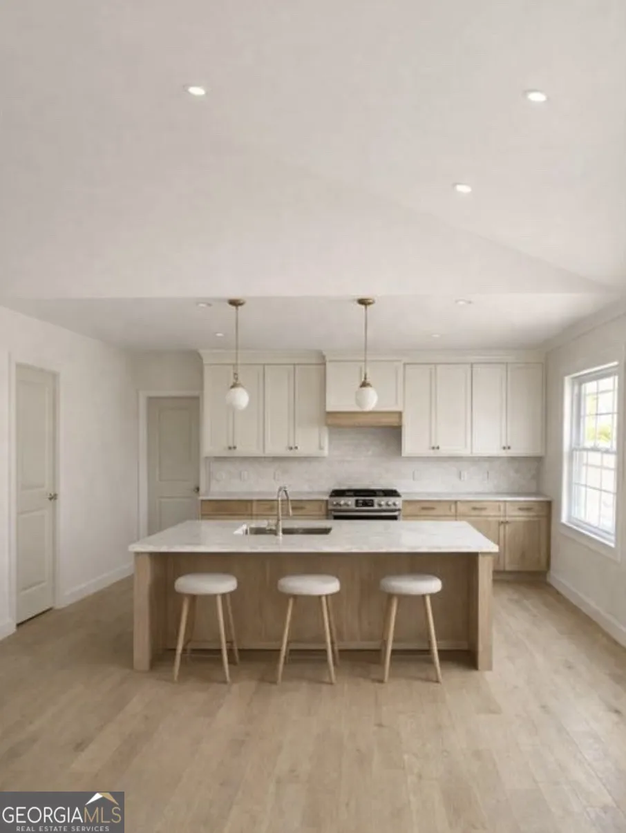 63 Navigator LN Savannah, GA 31410