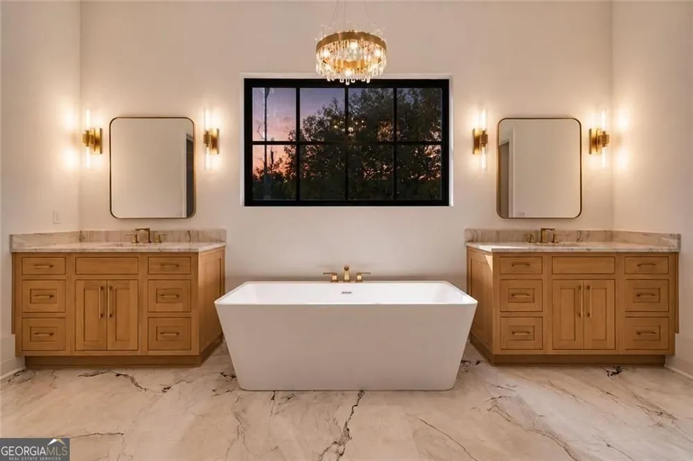 241 Traditions DR Alpharetta, GA 30004