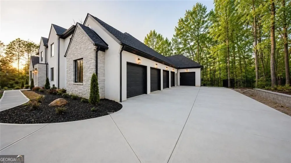 241 Traditions DR Alpharetta, GA 30004
