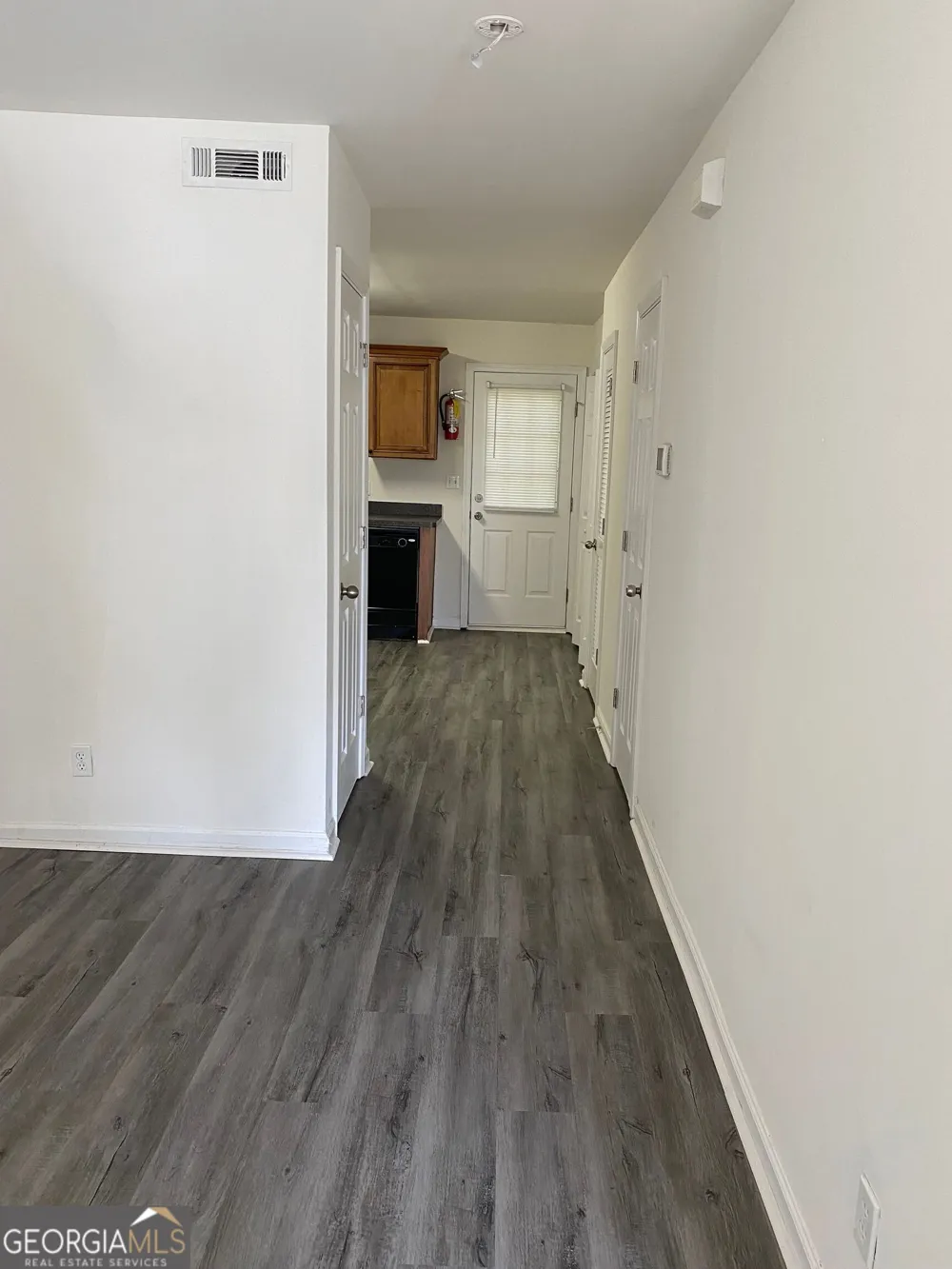 424 W I PKWY Dallas, GA 30132