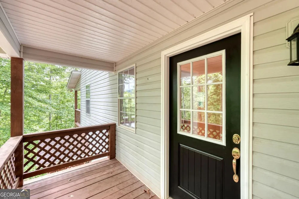20 Eagle Heights RD Hiawassee, GA 30546