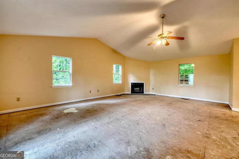 20 Eagle Heights RD Hiawassee, GA 30546