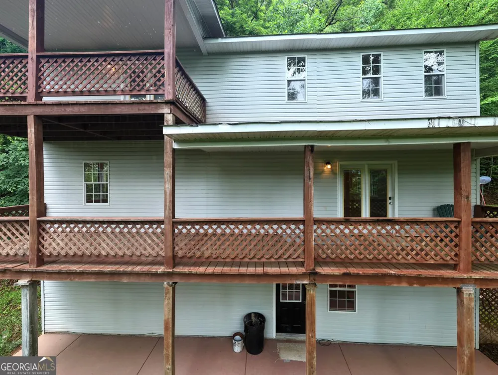 20 Eagle Heights RD Hiawassee, GA 30546