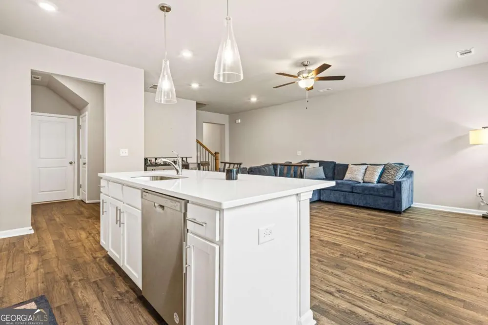 1135 Elyse LN Mableton, GA 30126