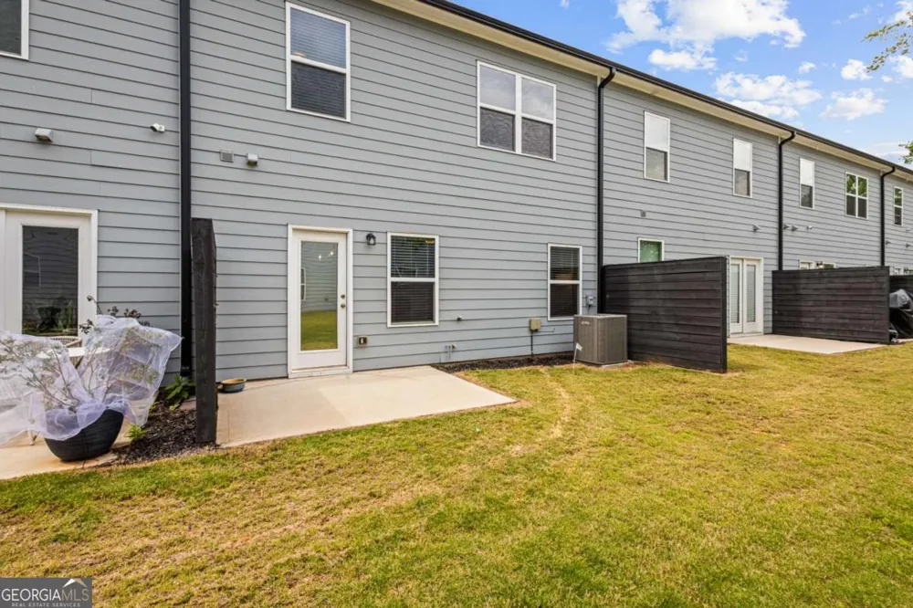 1135 Elyse LN Mableton, GA 30126