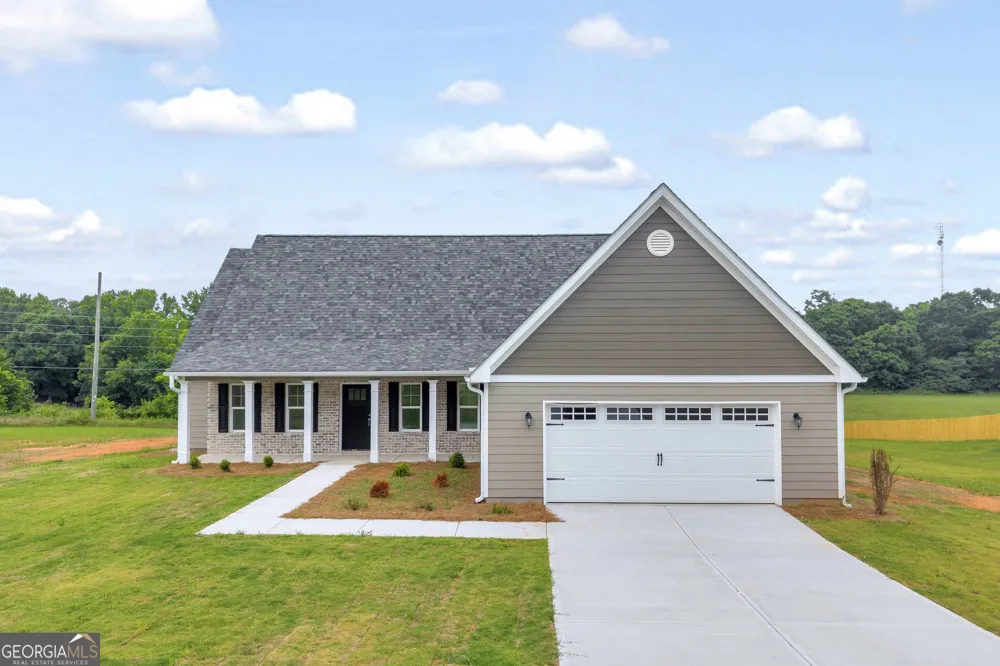 110 Sewell RD Lavonia, GA 30553
