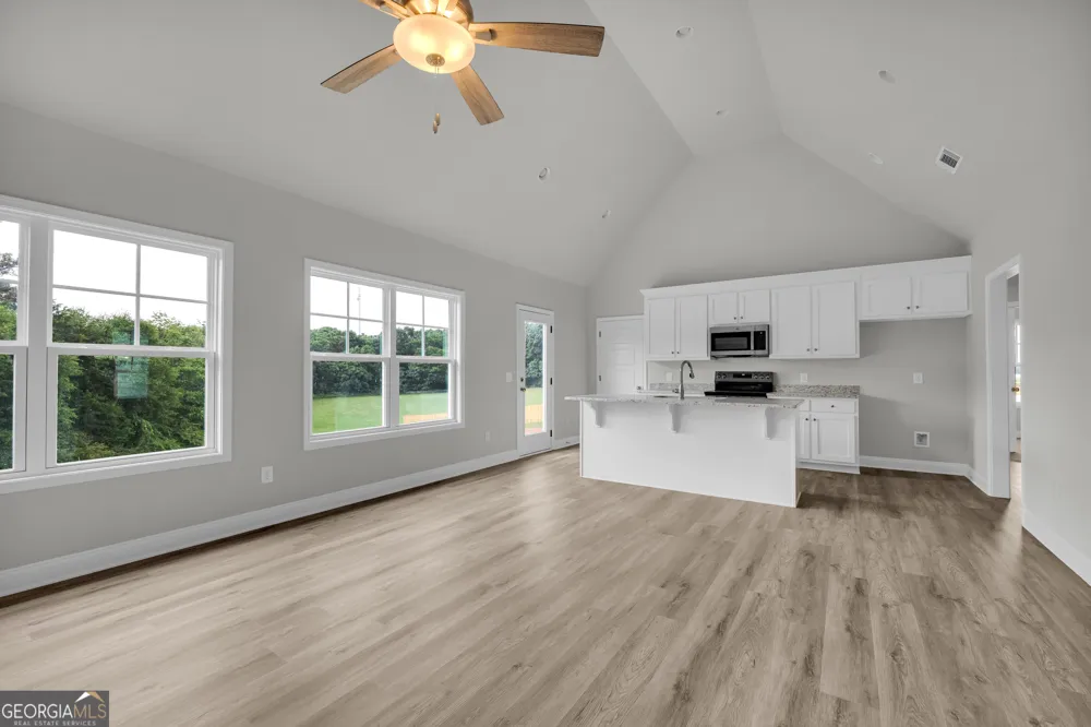 110 Sewell RD Lavonia, GA 30553