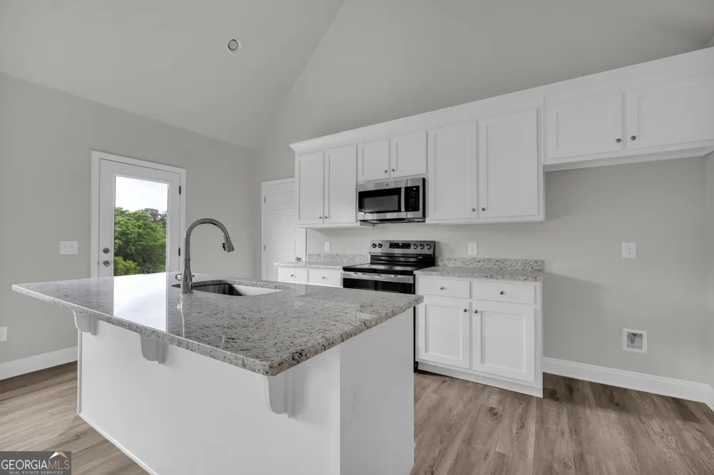 110 Sewell RD Lavonia, GA 30553