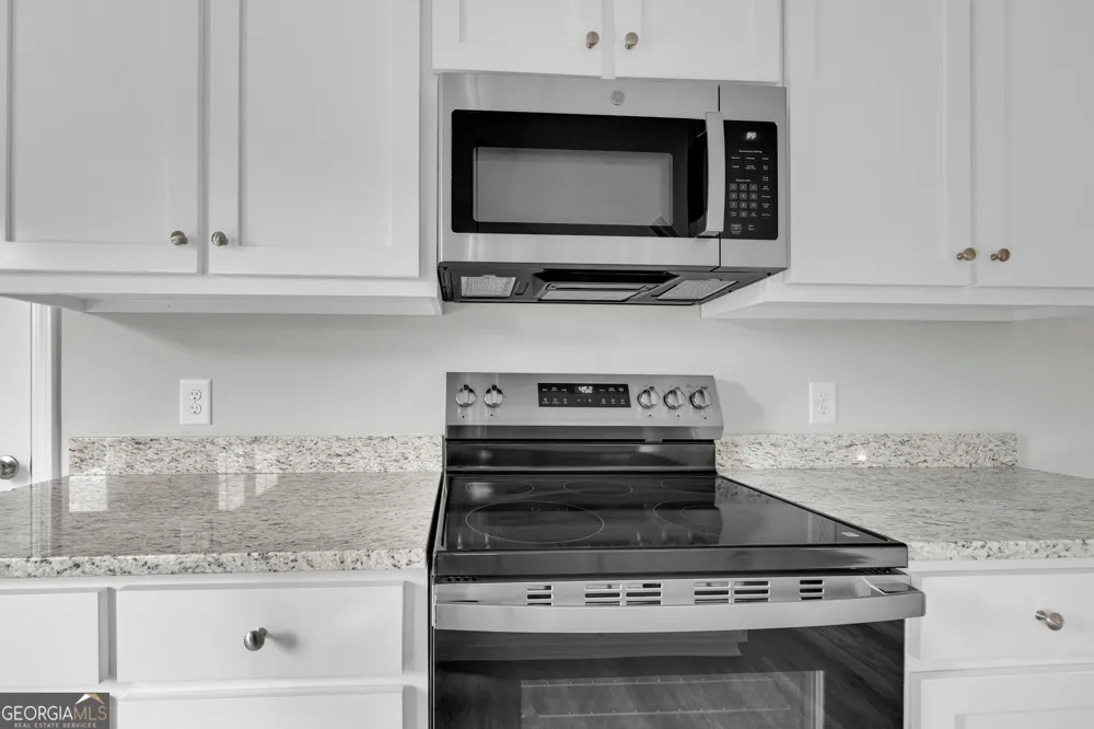 110 Sewell RD Lavonia, GA 30553