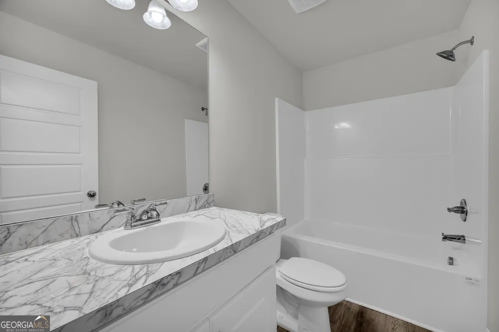 110 Sewell RD Lavonia, GA 30553
