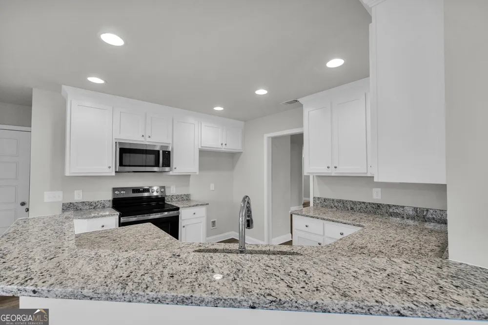 167 Sewell RD Lavonia, GA 30553