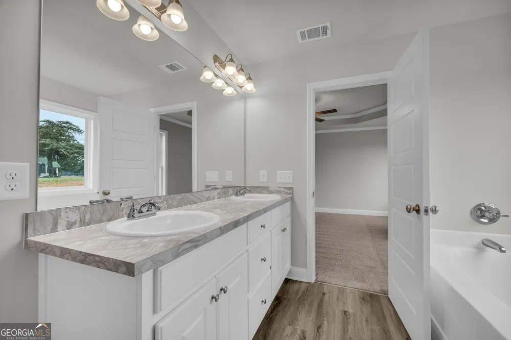 167 Sewell RD Lavonia, GA 30553