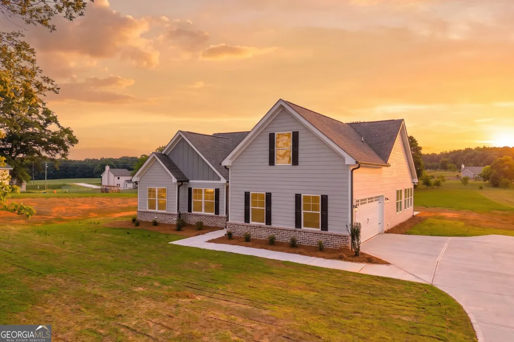 167 Sewell RD Lavonia, GA 30553