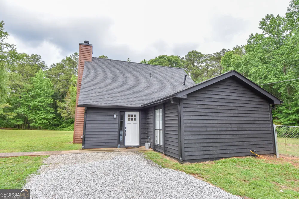 2075 Highway 36 E Milner, GA 30257