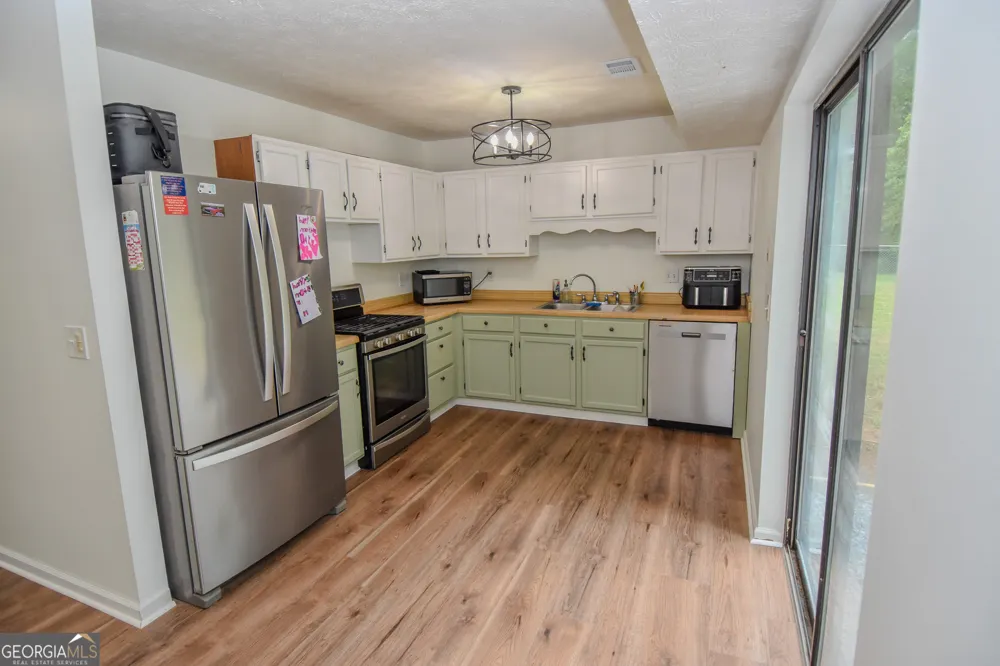 2075 Highway 36 E Milner, GA 30257