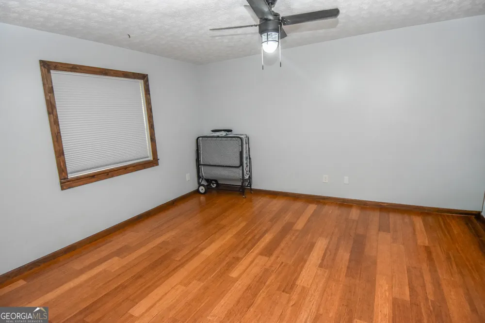 2075 Highway 36 E Milner, GA 30257