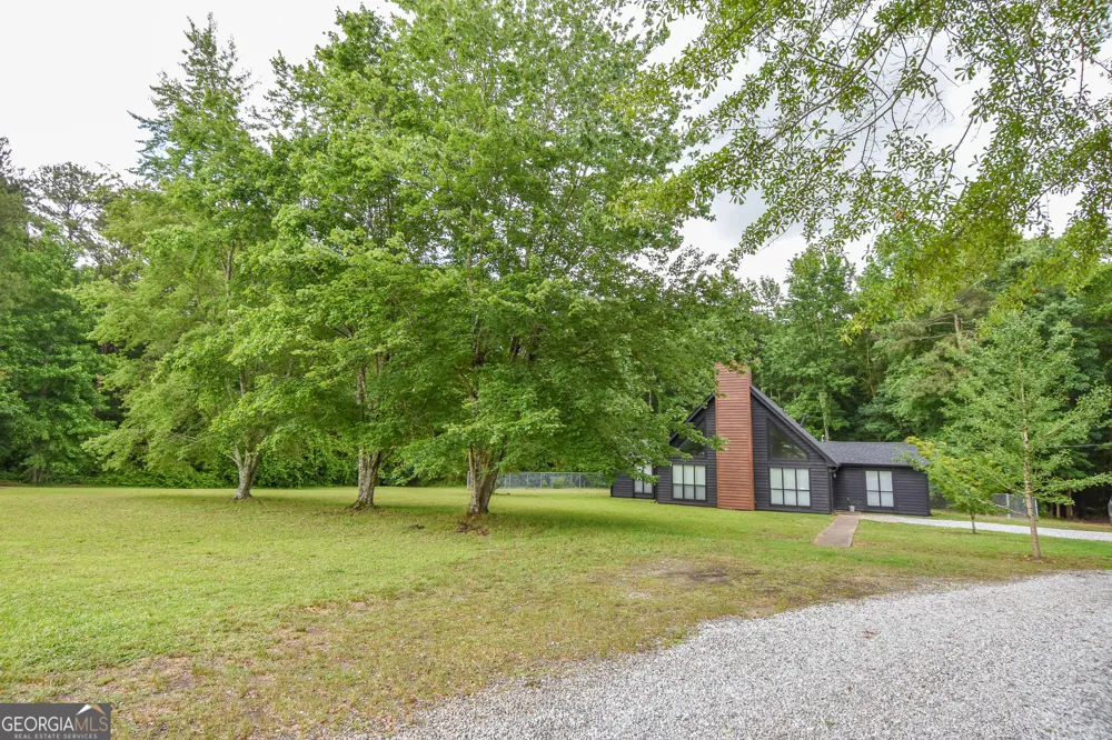 2075 Highway 36 E Milner, GA 30257