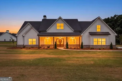 1217 Pleasant Valley RD