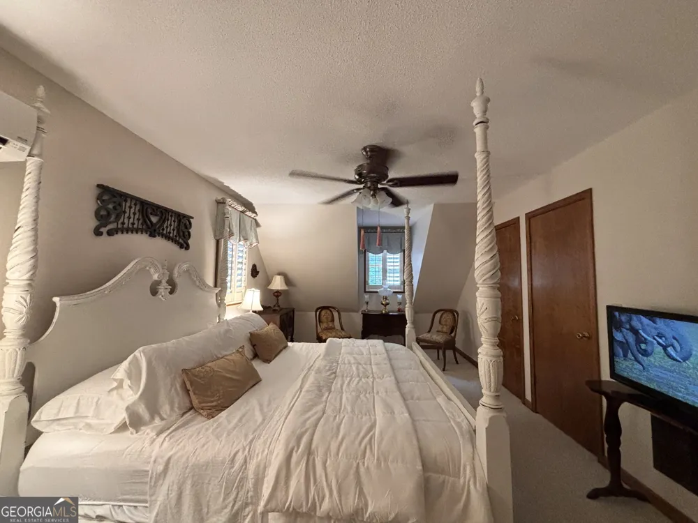 275 River Hill RD Cornelia, GA 30531