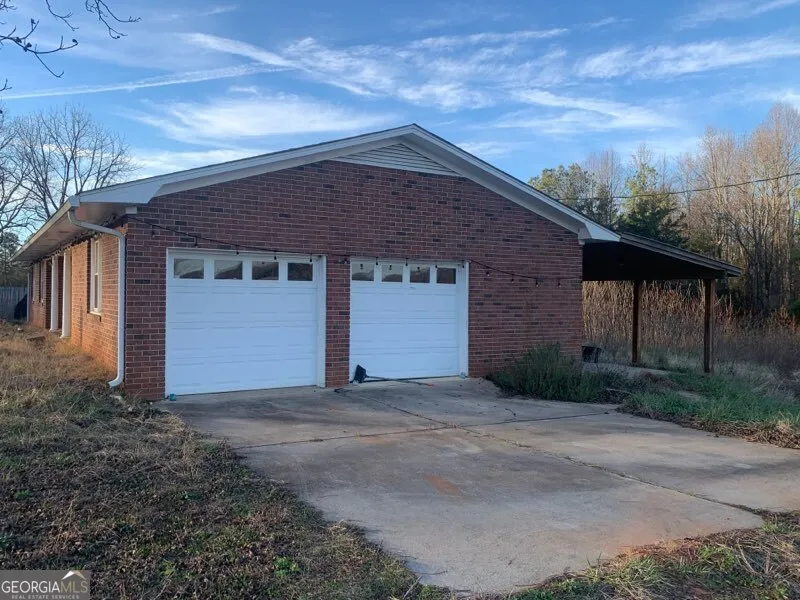 8750 Sandy Cross RD Carnesville, GA 30521