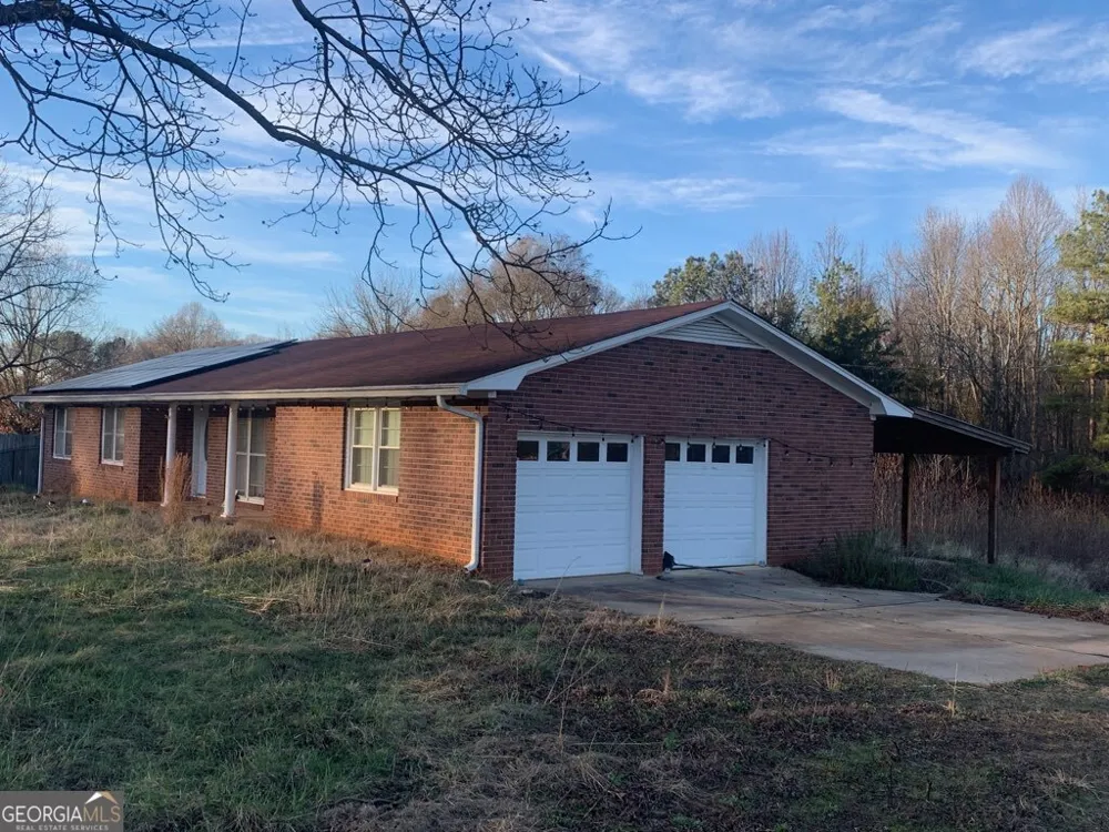 8750 Sandy Cross RD Carnesville, GA 30521