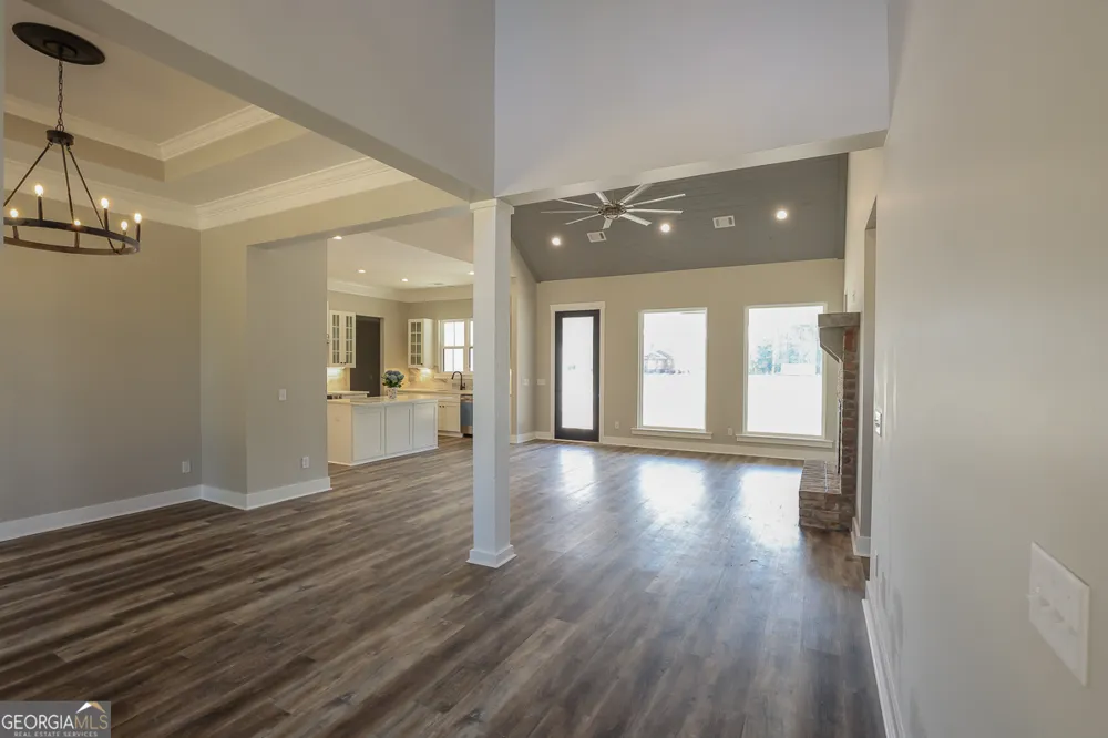 1049 Mccall RD Springfield, GA 31329