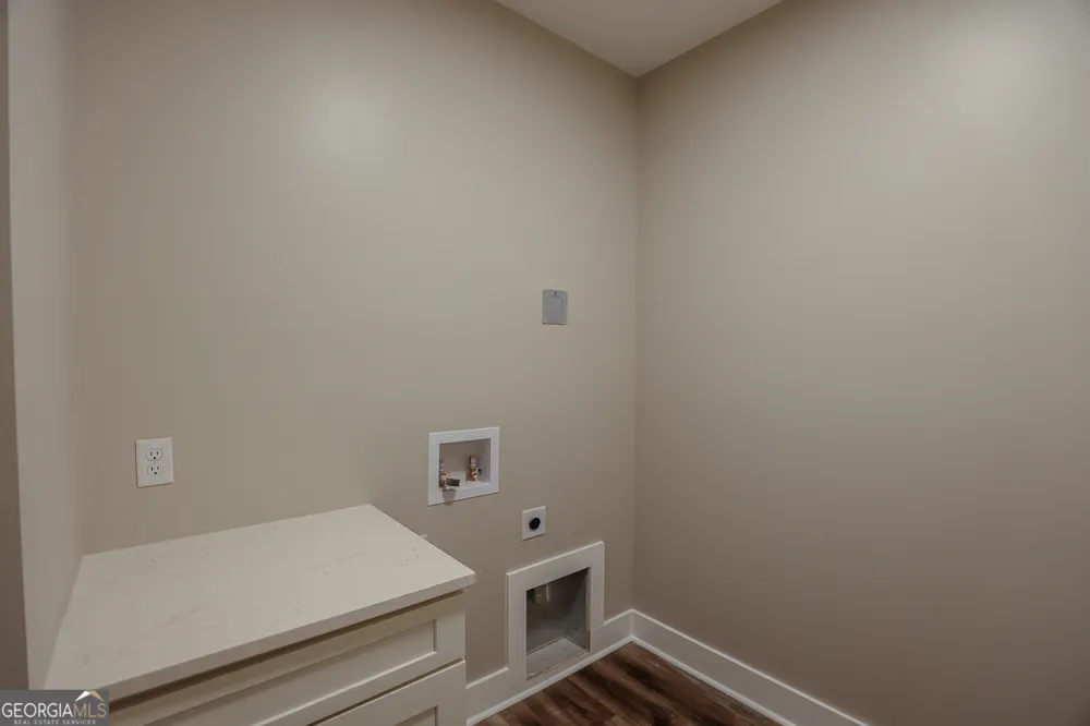 1049 Mccall RD Springfield, GA 31329