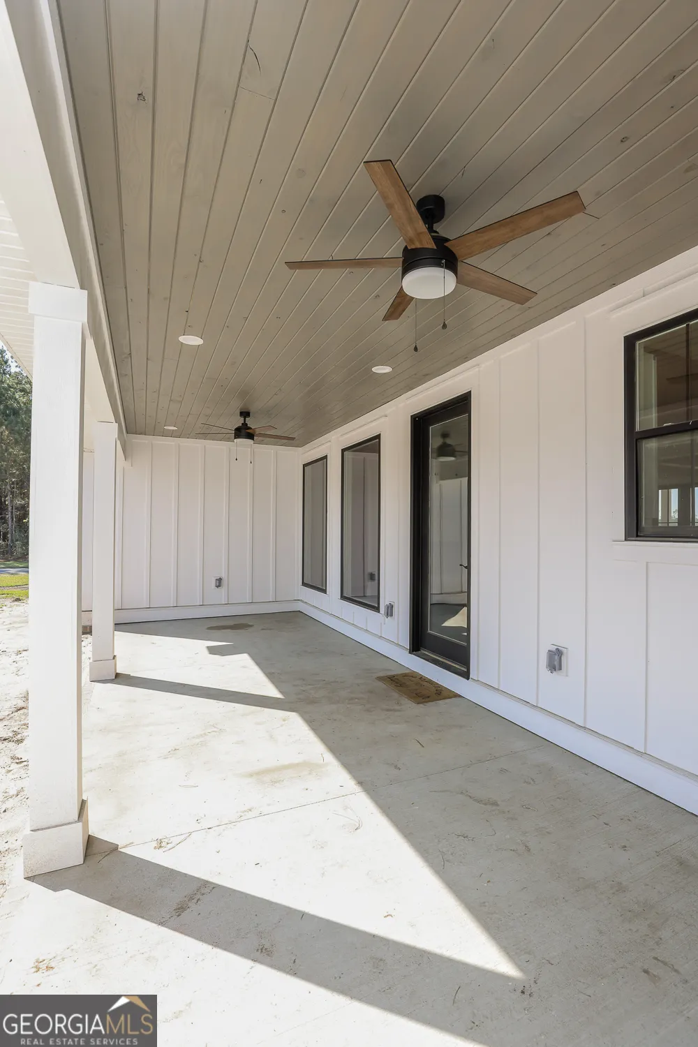 1049 Mccall RD Springfield, GA 31329