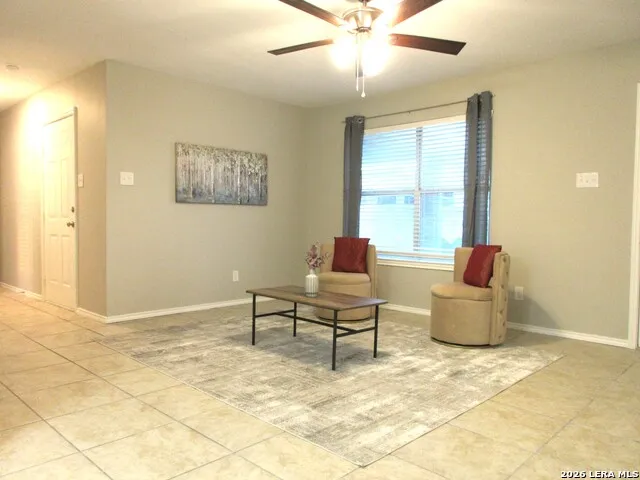 606 Hon Jourdanton, TX 78026