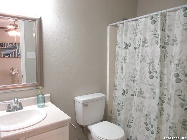 606 Hon Jourdanton, TX 78026
