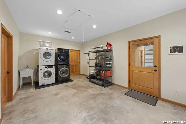 2269 Old Rocksprings Rd Leakey, TX 78873