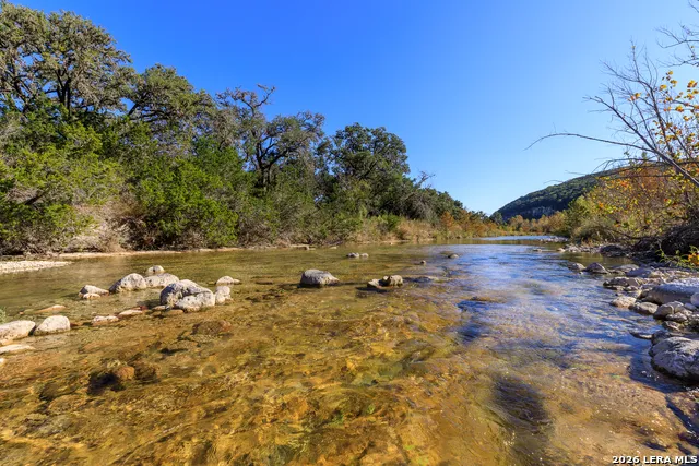 2269 Old Rocksprings Rd Leakey, TX 78873
