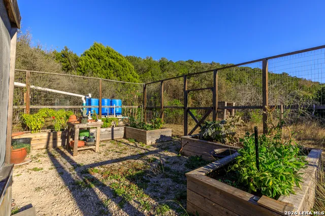 2269 Old Rocksprings Rd Leakey, TX 78873