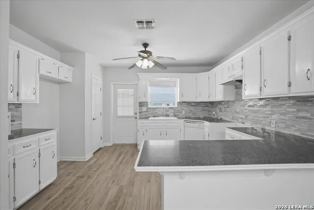 1601 Owens Ave Three Rivers, TX 78071