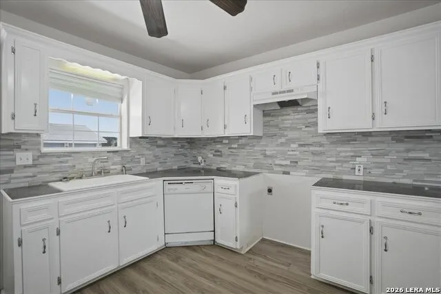 1601 Owens Ave Three Rivers, TX 78071