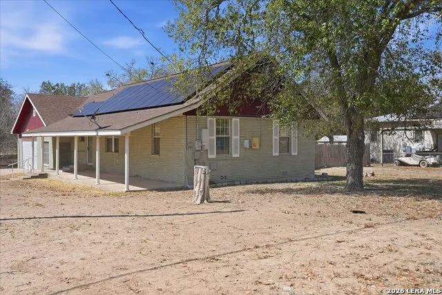 1601 Owens Ave Three Rivers, TX 78071