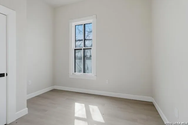 530 E Carson St San Antonio, TX 78208