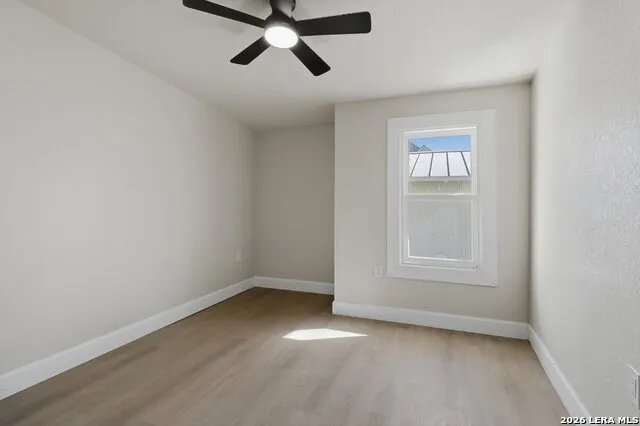 530 E Carson St San Antonio, TX 78208