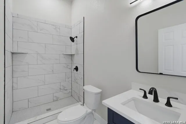530 E Carson St San Antonio, TX 78208
