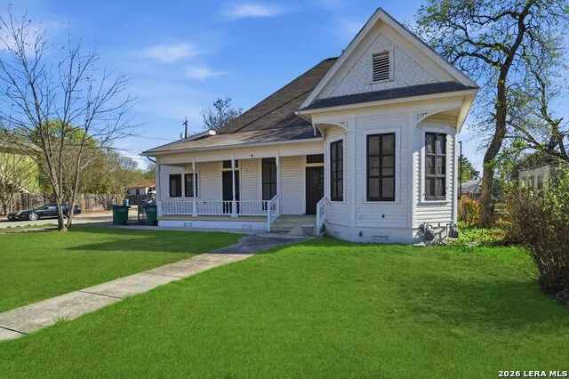 530 E Carson St San Antonio, TX 78208