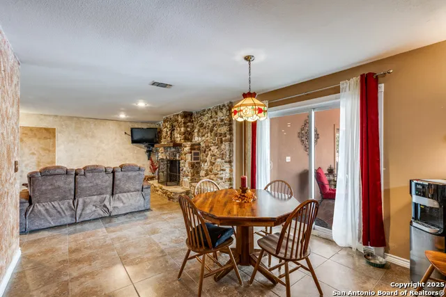 300 County Road 324 Adkins, TX 78101