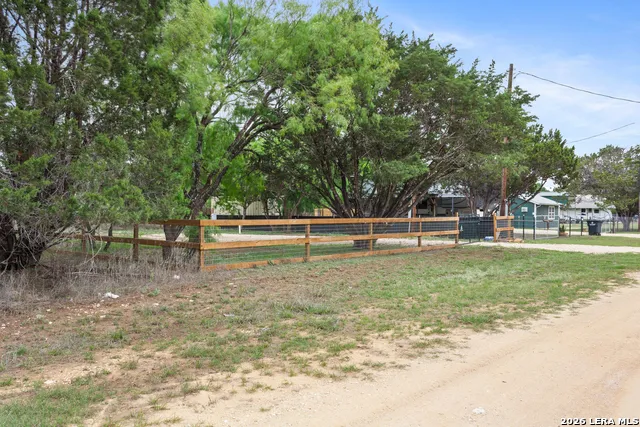 799 River Bend Road Bandera, TX 78003