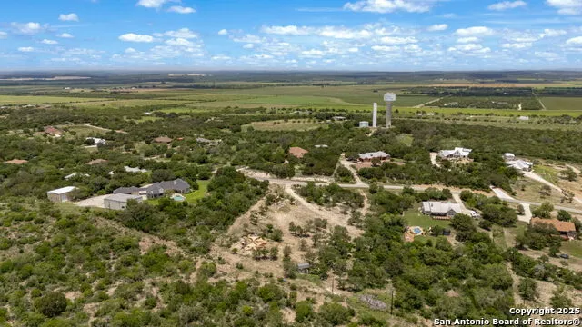 260 County Road 367 Hondo, TX 78861