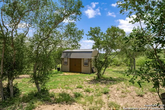 260 County Road 367 Hondo, TX 78861